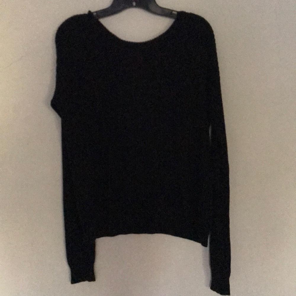 RARE brandy Melville sweater 🤩